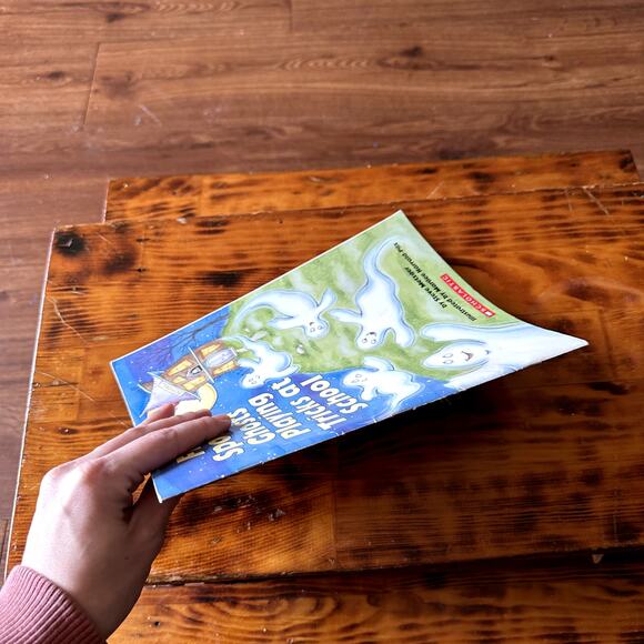 Scholastic Five Spooky Ghosts Playing Tricks At School Paperback Book - Picture 8 of 8